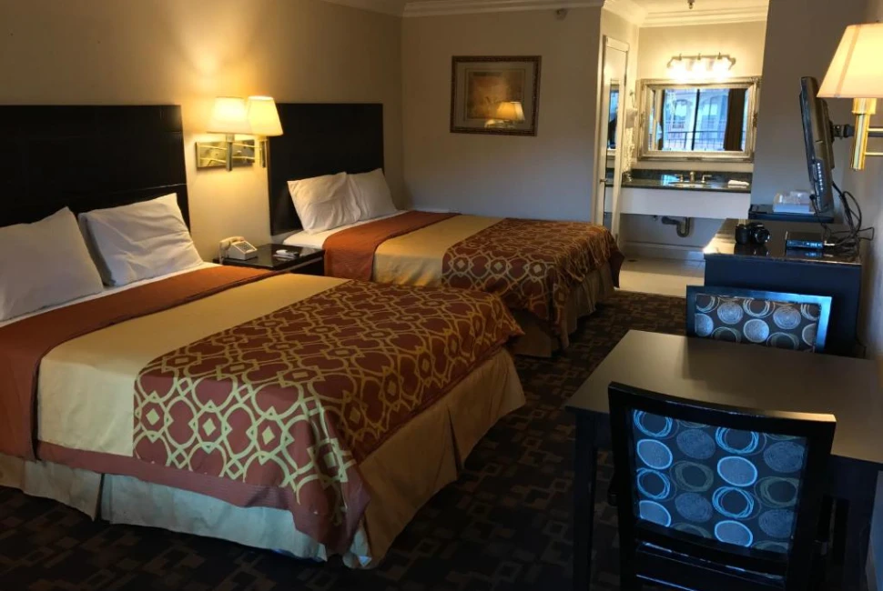 Castaic Inn, CA: Where Comfort and Convenience Meet